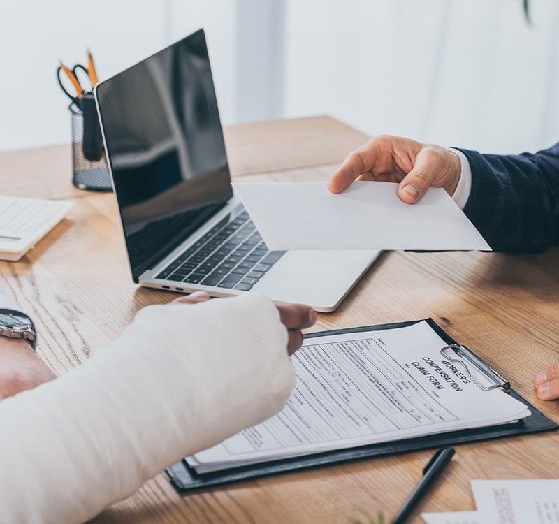 Lawyer and man with broken arm